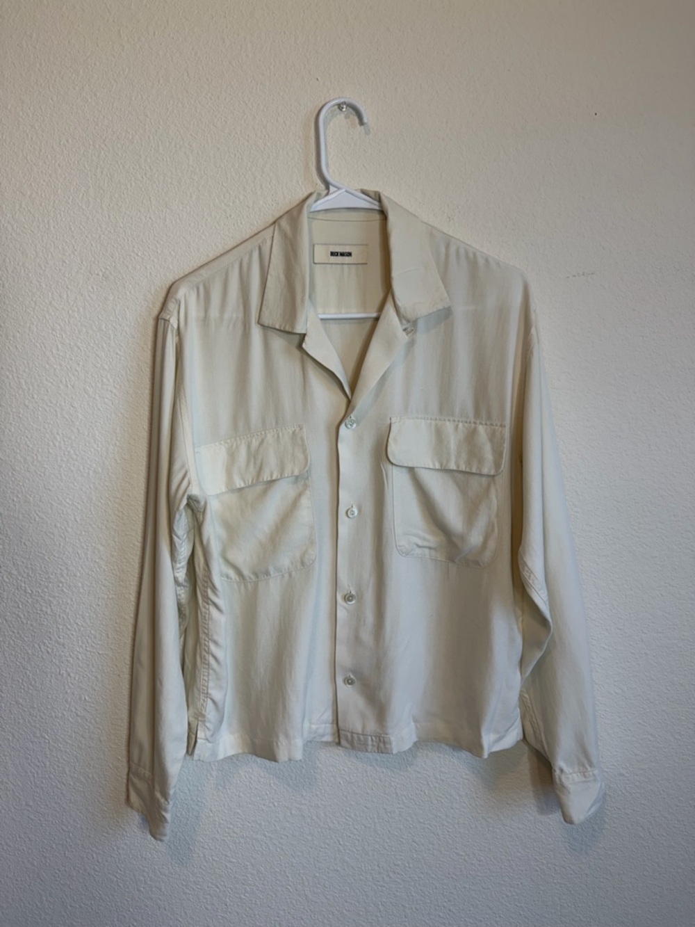 Buck Mason Cream Button-Up Utility Shirt Size M Modal